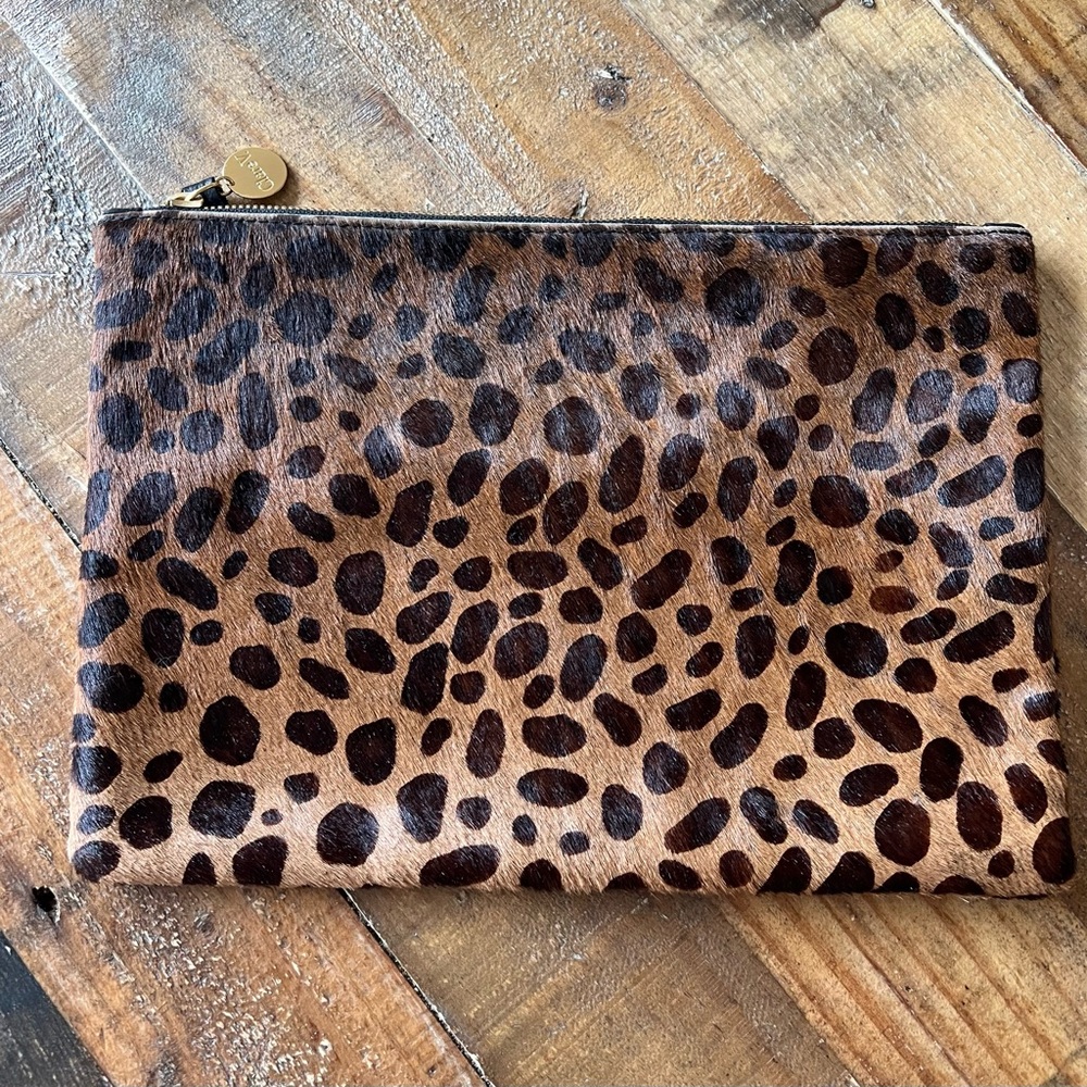 Clare V Pouch